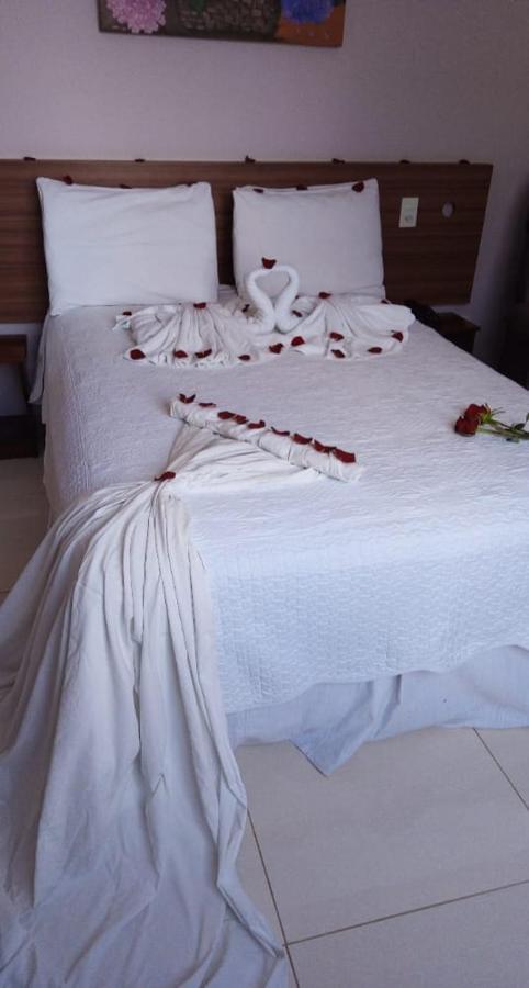 Jacaranda Palace Hotel Тейшейра-ди-Фрейтас Экстерьер фото