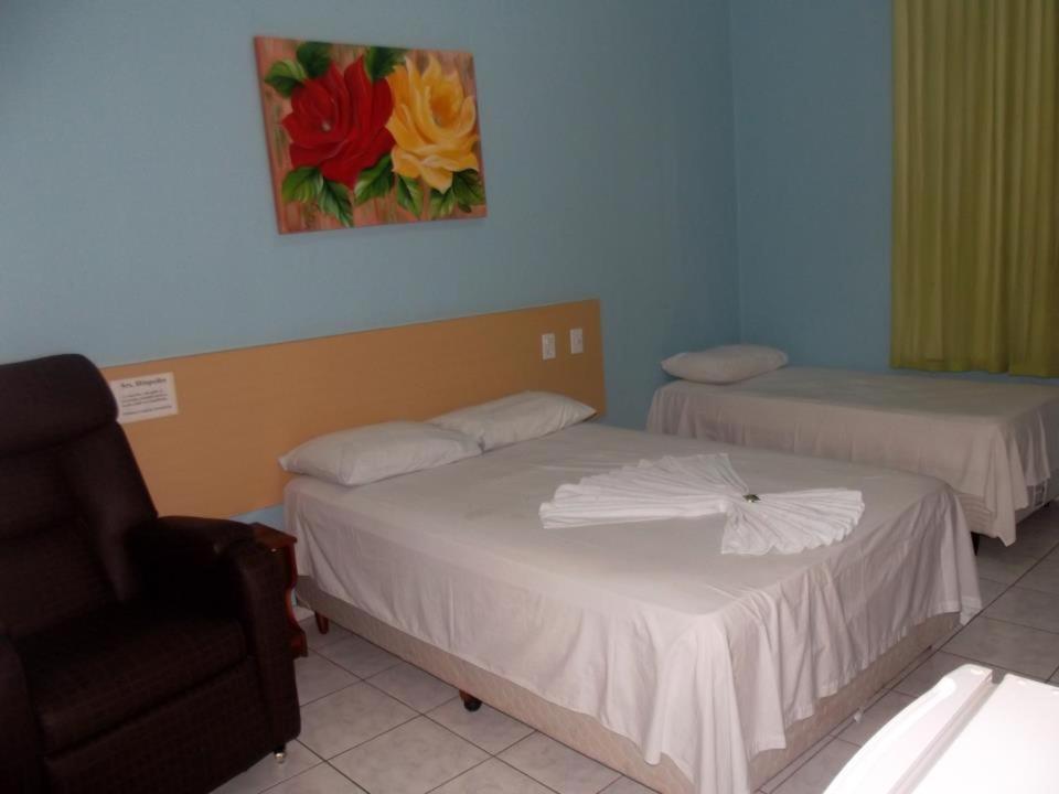 Jacaranda Palace Hotel Тейшейра-ди-Фрейтас Экстерьер фото