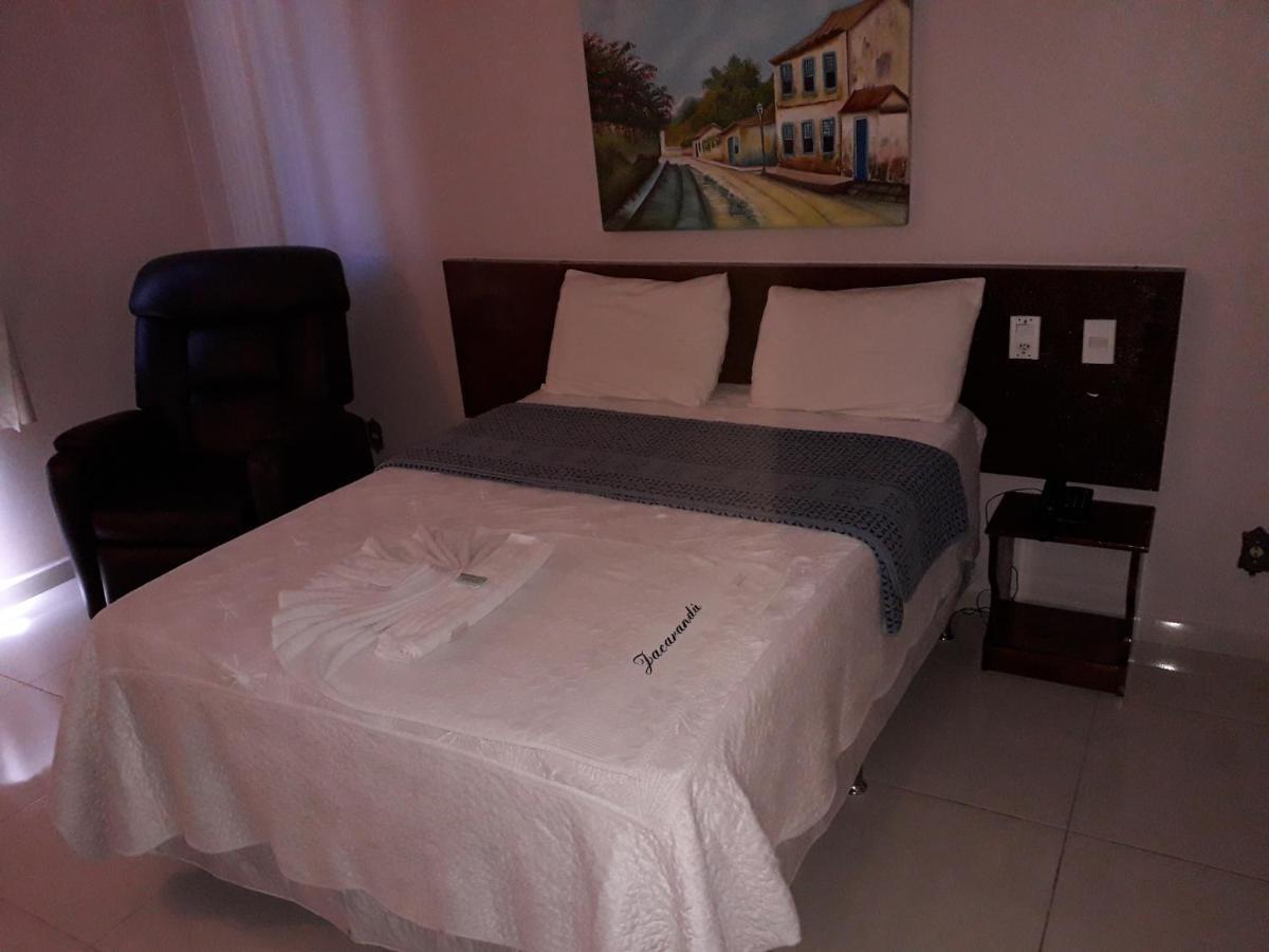 Jacaranda Palace Hotel Тейшейра-ди-Фрейтас Экстерьер фото